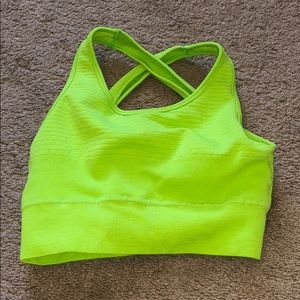 Alphalete sports bra